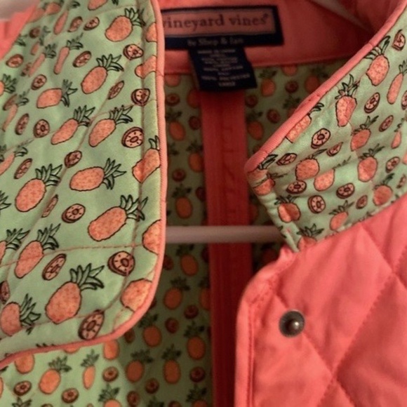 Vineyard Vines Size Small Pink and Blue Women's Reversible Quilted Jacket - Picture 7 of 10
